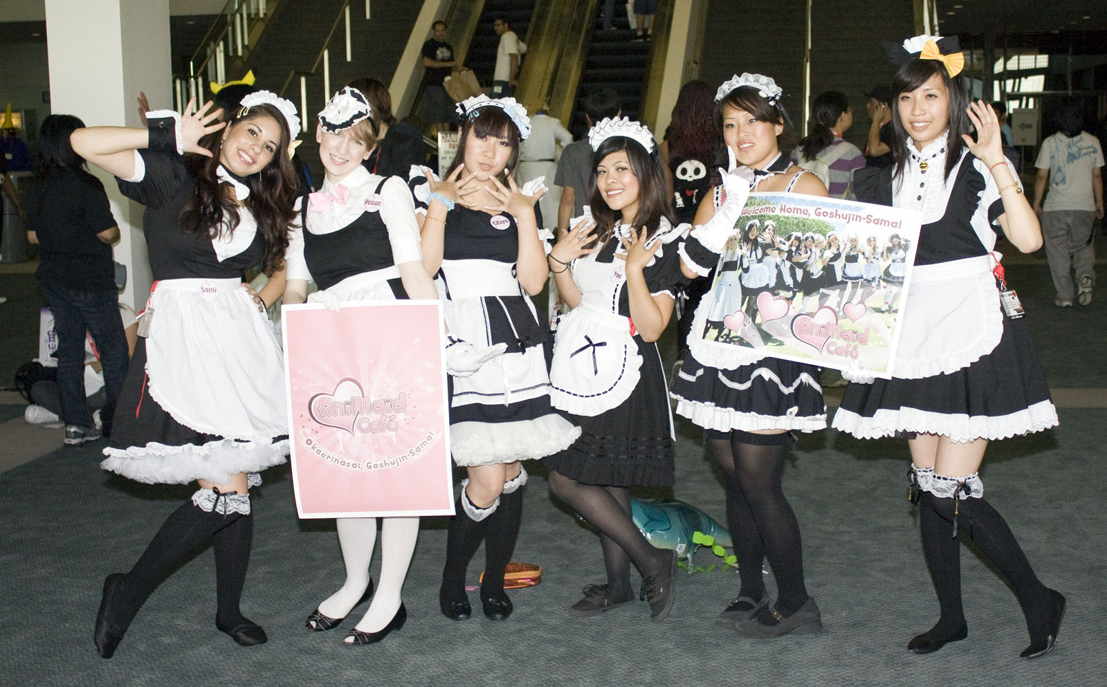 CafeMaids
